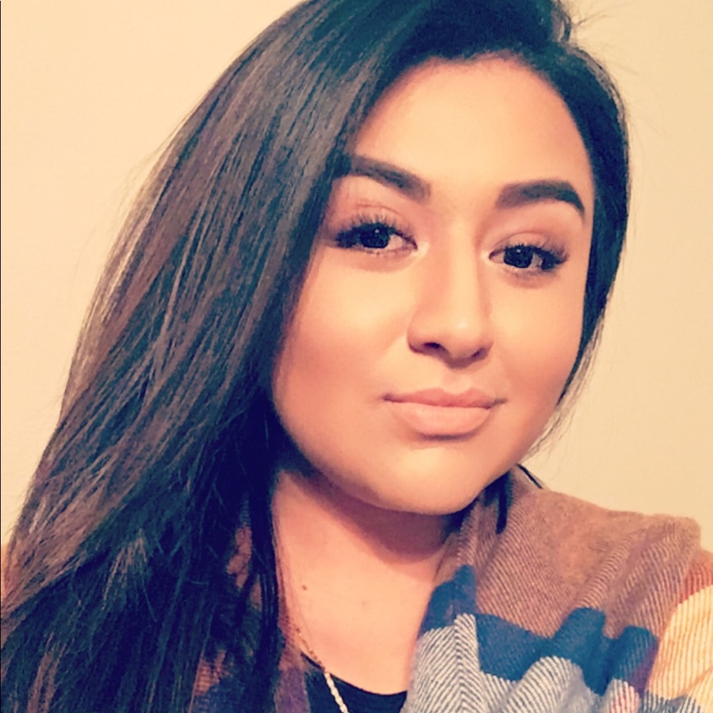 Meet your Posher, Maribel